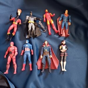 Figurines Flash Elongate Caprain America